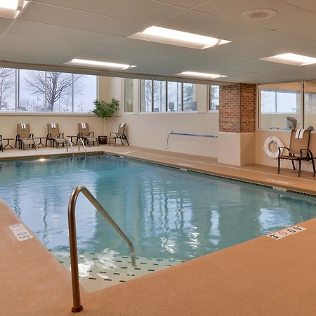 Holiday Inn Hotel & Suites Overland Park-Convention Center By Ihg Экстерьер фото