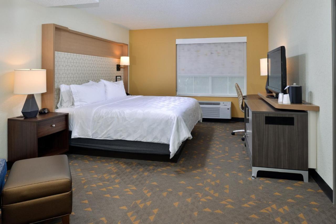 Holiday Inn Hotel & Suites Overland Park-Convention Center By Ihg Экстерьер фото