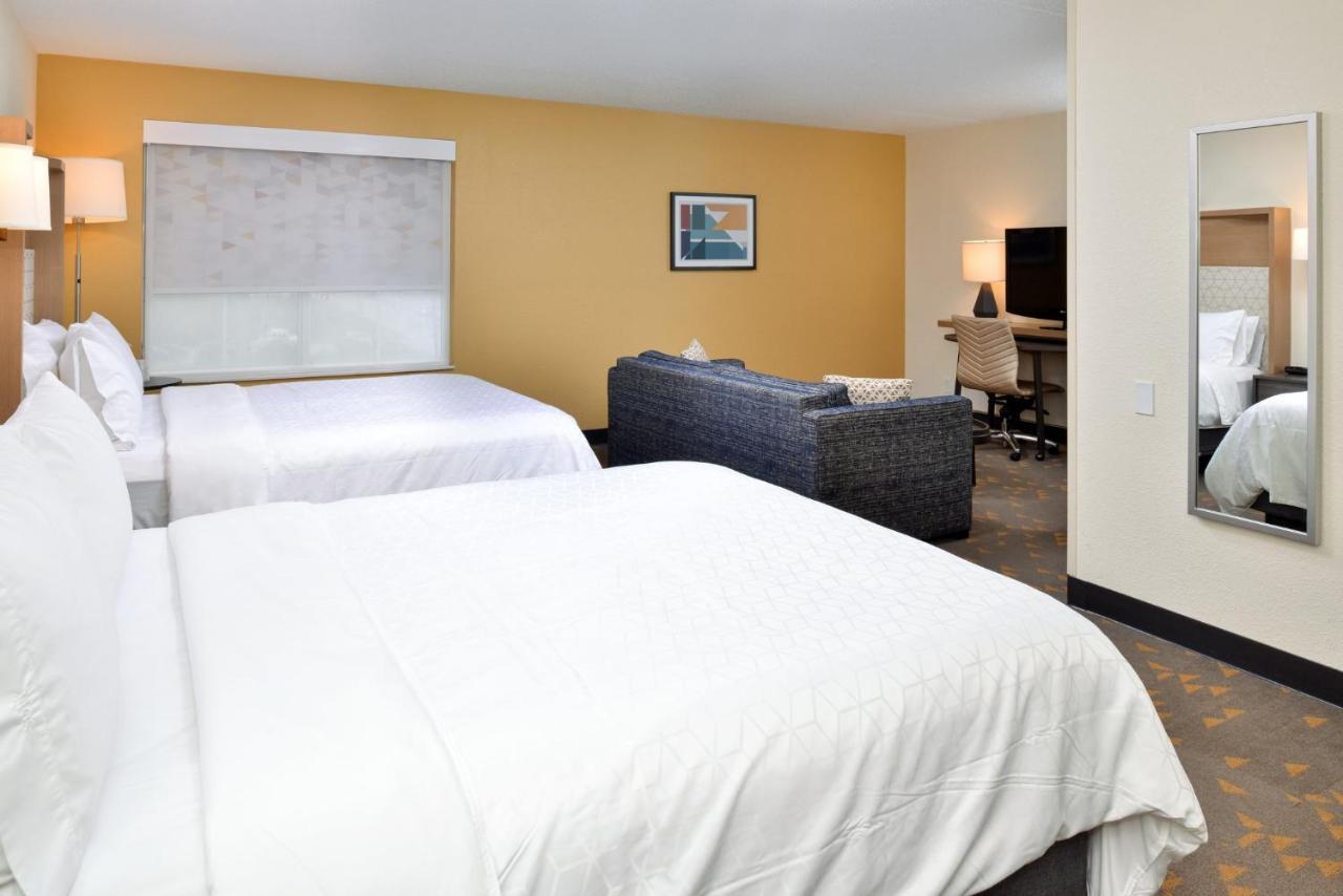 Holiday Inn Hotel & Suites Overland Park-Convention Center By Ihg Экстерьер фото