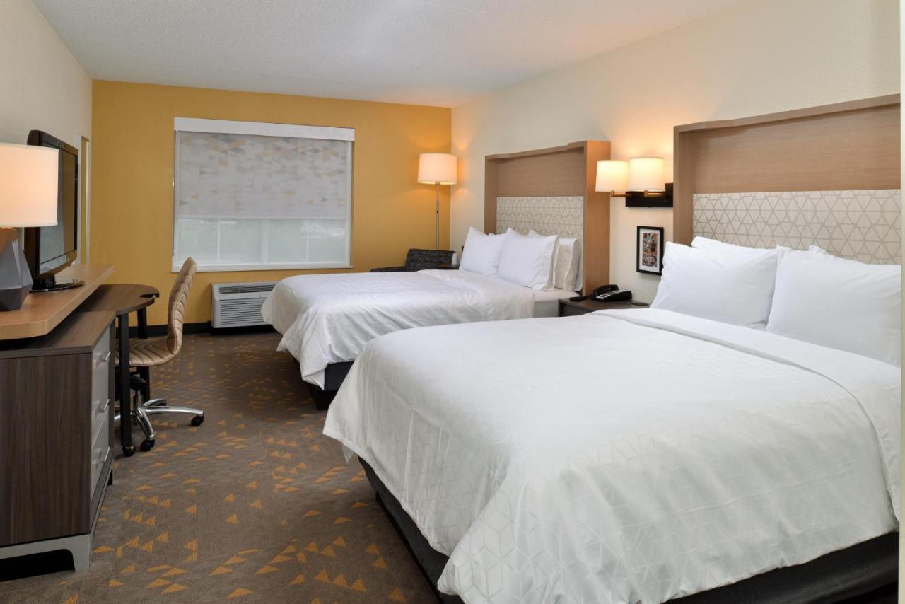 Holiday Inn Hotel & Suites Overland Park-Convention Center By Ihg Экстерьер фото