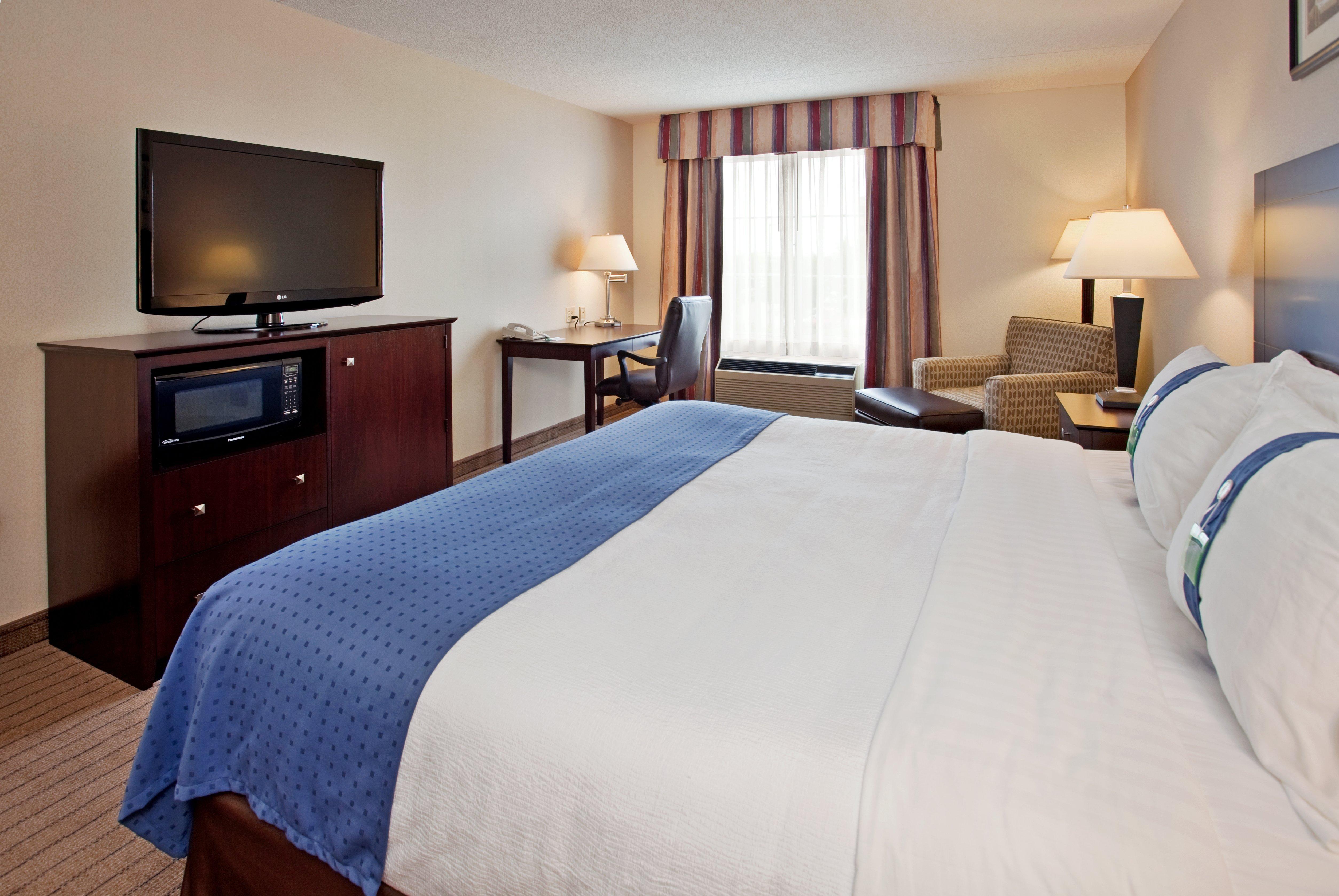 Holiday Inn Hotel & Suites Overland Park-Convention Center By Ihg Экстерьер фото