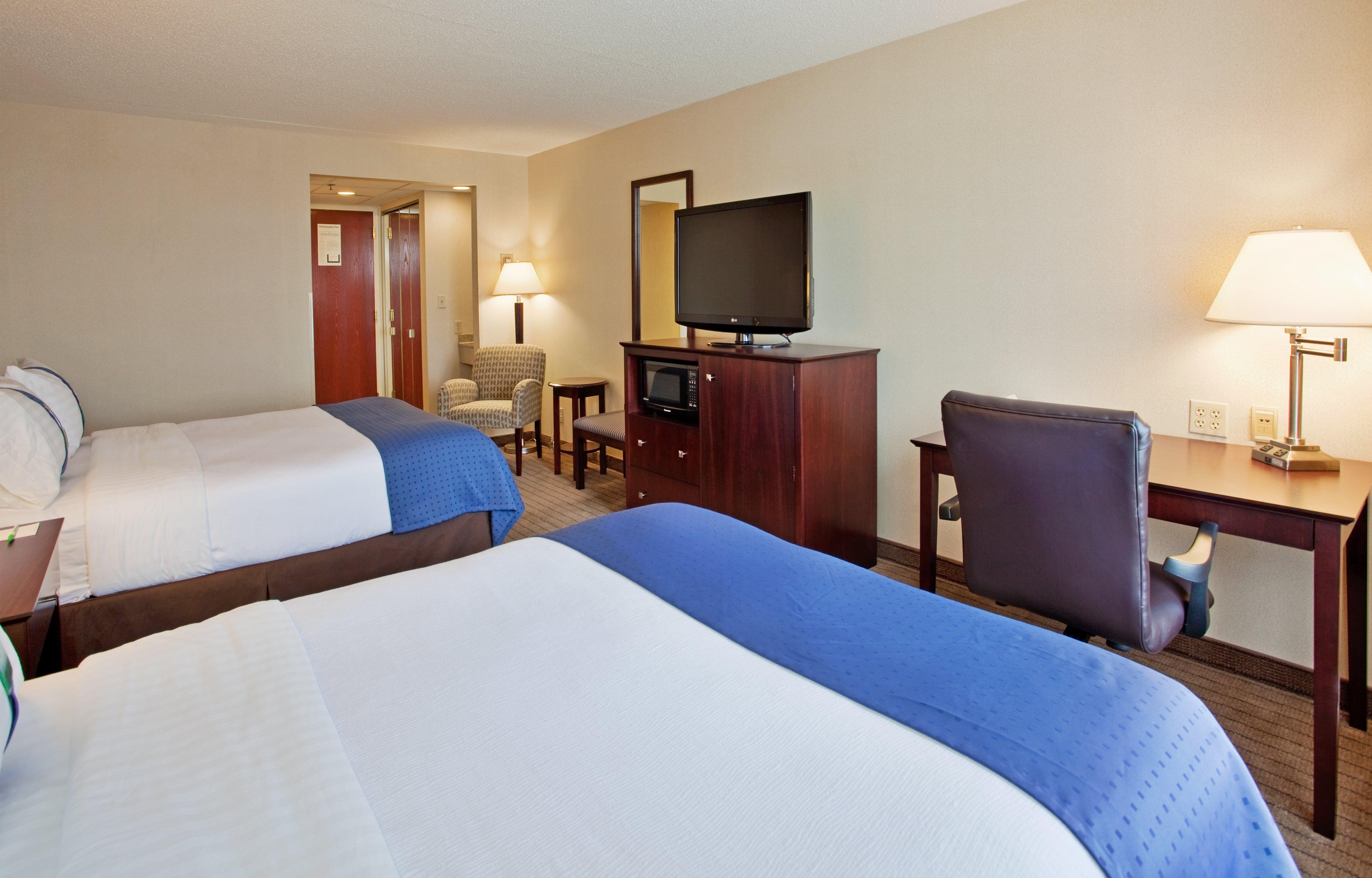 Holiday Inn Hotel & Suites Overland Park-Convention Center By Ihg Экстерьер фото
